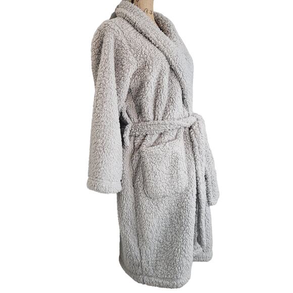Pottery Barn Teddy Bear Sherpa Gray Blue Cozy Spa Wrap Robe Size Medium - Picture 7 of 13